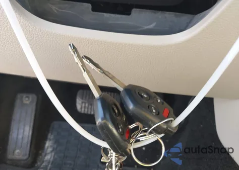 2014 Subaru Outback 2.5I Premium z USA, uszkodzony, nr VIN 4S4BRCFC4E3236234